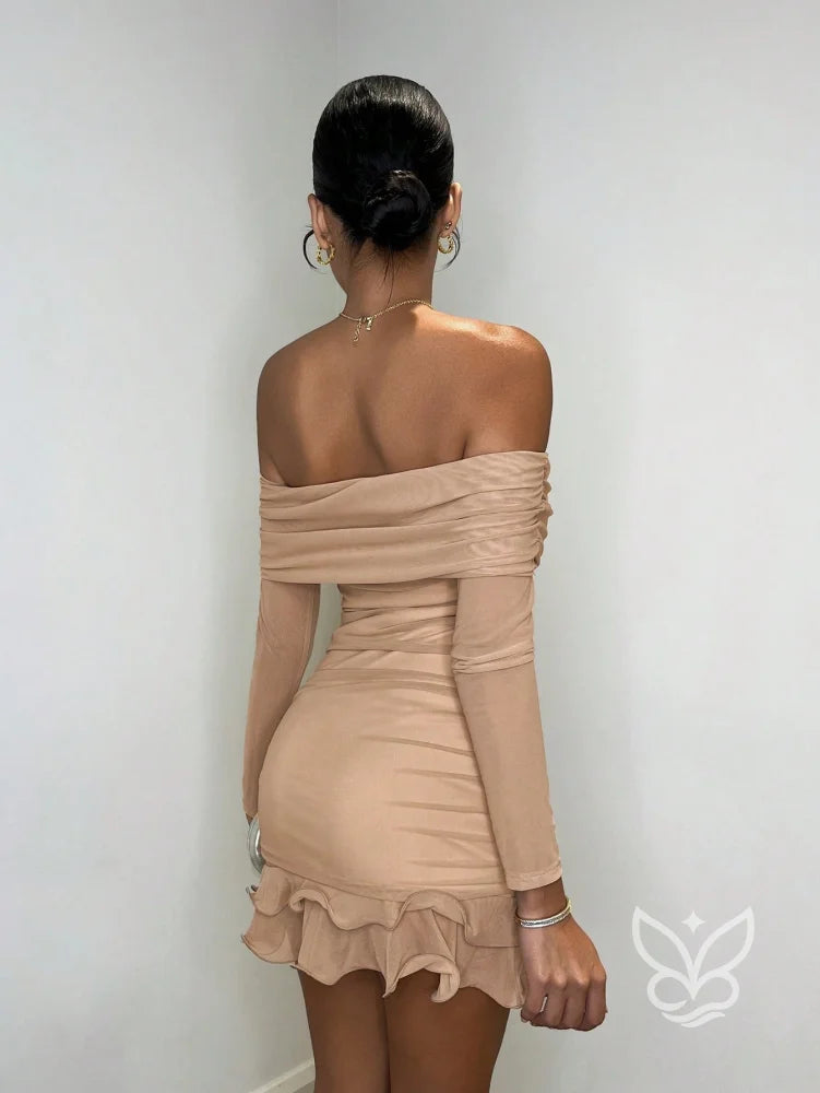 Vestido Ombro a Ombro Com Manga Longa Babados E Franzidos Vestido Ombro a Ombro Com Manga Longa Babados E Franzidos