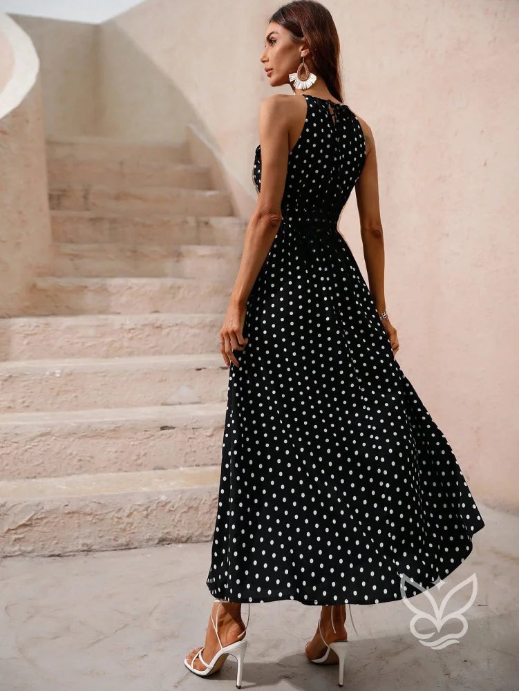 Vestido Poá Maxi Decote Halter Fluído Feminino Vestido Poá Maxi Decote Halter Fluído Feminino