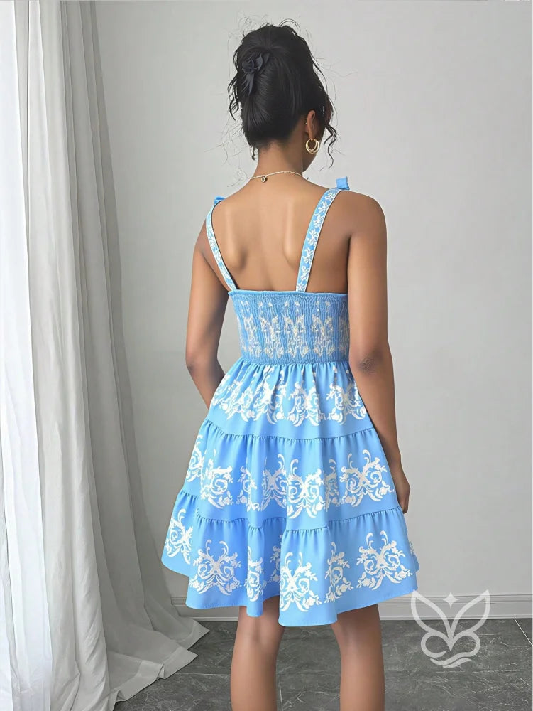 Vestido Rodado Com Alça Laço E Bordado Floral Contrastante Vestido Rodado Com Alça Laço E Bordado Floral Contrastante