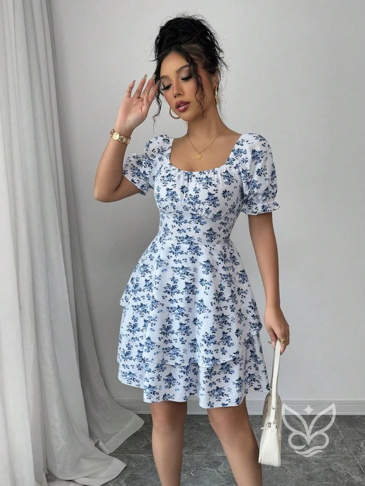 Vestido Rodado Com Manga Bufante E Estampa Delicada Vestido Rodado Com Manga Bufante E Estampa Delicada