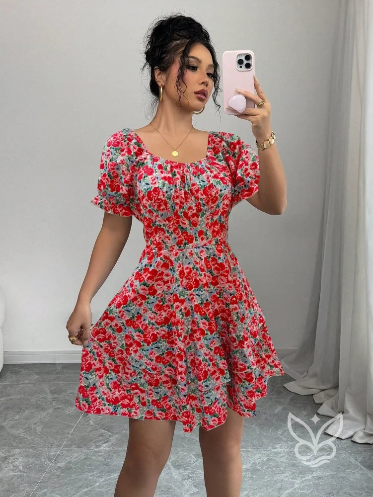Vestido Rodado Com Manga Bufante E Estampa Delicada Vermelho / PP Vestido Rodado Com Manga Bufante E Estampa Delicada