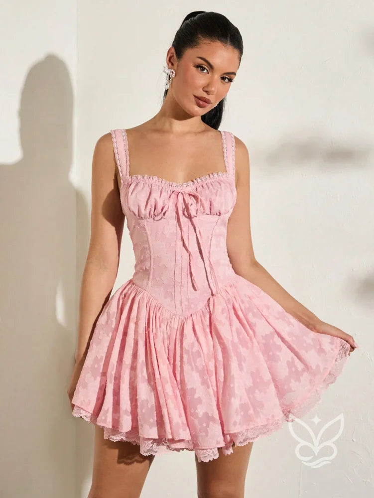 Vestido Slip com Franzido no Busto e Detalhe em Renda Vestido Slip com Franzido no Busto e Detalhe em Renda