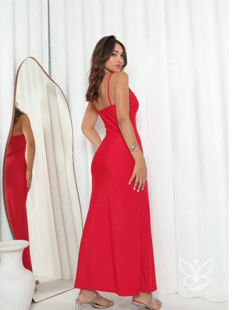 Vestido Slip Dress Com Alças Finas E Fenda Lateral Vestido Slip Dress Com Alças Finas E Fenda Lateral