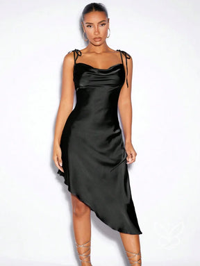 Vestido Slip Dress Em Cetim Com Alças Ajustáveis Vestido Slip Dress Em Cetim Com Alças Ajustáveis