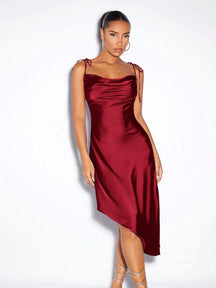 Vestido Slip Dress Em Cetim Com Alças Ajustáveis Vermelho / PP Vestido Slip Dress Em Cetim Com Alças Ajustáveis