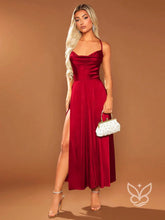 Vestido Slip Dress Em Cetim Com Fenda E Alças Finas Vinho / PP Vestido Slip Dress Em Cetim Com Fenda E Alças Finas
