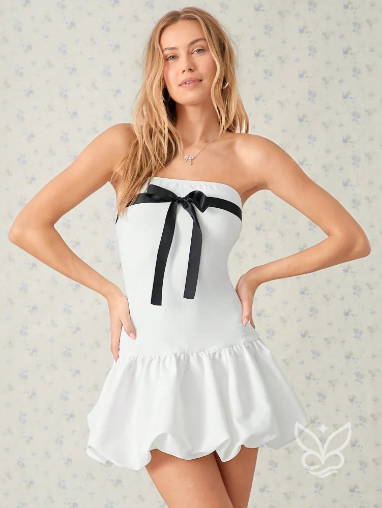 Vestido Tomara Que Caia Com Laço E Barra Bufante Branco / PP Vestido Tomara Que Caia Com Laço E Barra Bufante