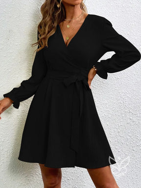 Vestido Transpassado Com Amarração E Mangas Longas Vestido Transpassado Com Amarração E Mangas Longas