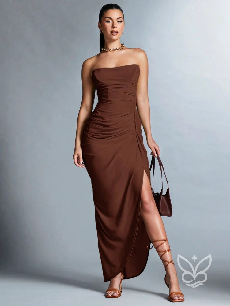 Vestido Tubinho Com Franzidos E Fenda Na Coxa Vestido Tubinho Com Franzidos E Fenda Na Coxa