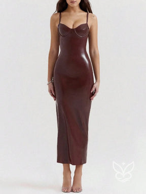 Vestido Tubinho Em Material Brilhante Com Alças Finas Vestido Tubinho Em Material Brilhante Com Alças Finas
