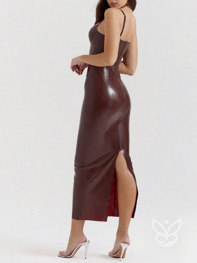 Vestido Tubinho Em Material Brilhante Com Alças Finas Vestido Tubinho Em Material Brilhante Com Alças Finas